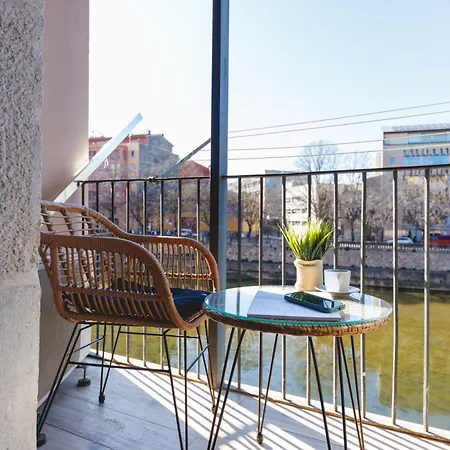 Bravissimo Calderers El Llop, With River Views Gerona