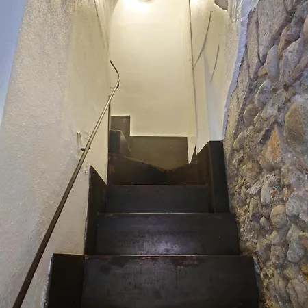 Bravissimo Calderers El Llop, With River Views * Жерона