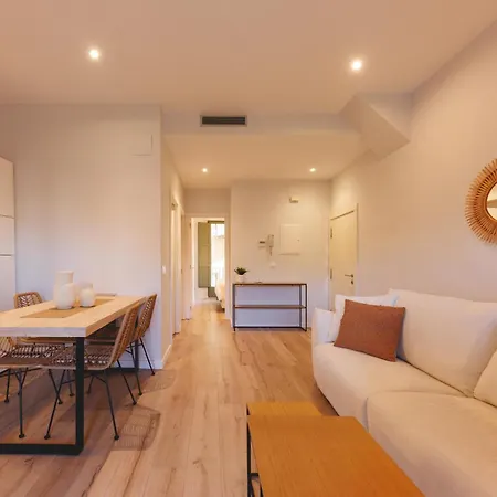 Bravissimo Calderers El Llop, With River Views Girona