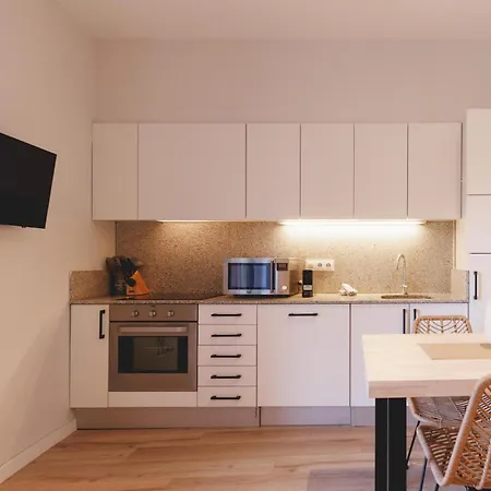 Apartment Bravissimo Calderers El Llop, With River Views Girona