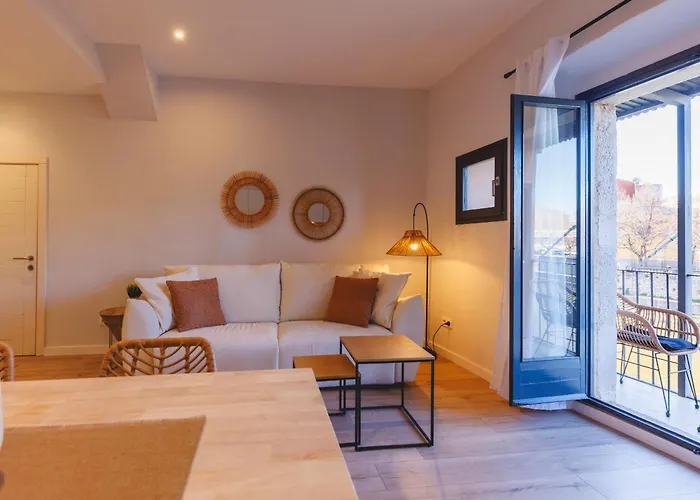 Bravissimo Calderers El Llop, With River Views Appartamento *