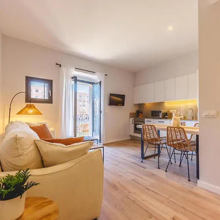 Διαμέρισμα Bravissimo Calderers El Llop, With River Views