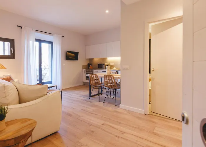 Bravissimo Calderers El Llop, With River Views