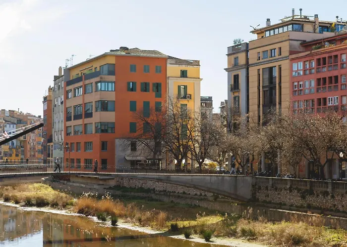 Bravissimo Calderers El Llop, With River Views Gérone
